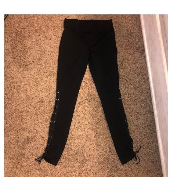 Black leggings with ties up the bottom - Picture 1 of 1